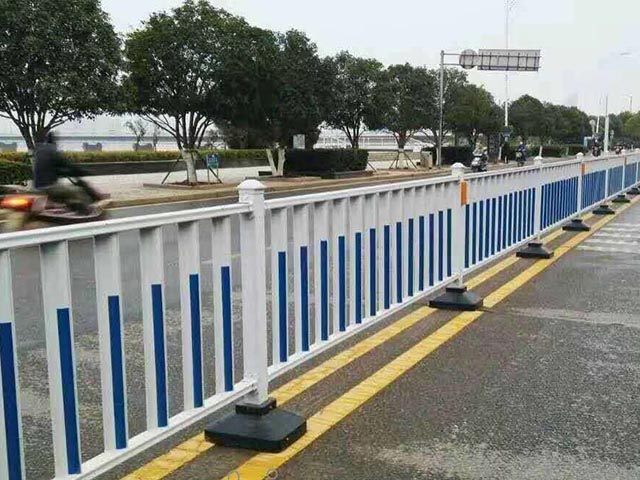 隔离护栏网 隔离护栏网